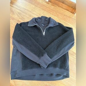 Lululemon women’s fleece pullover